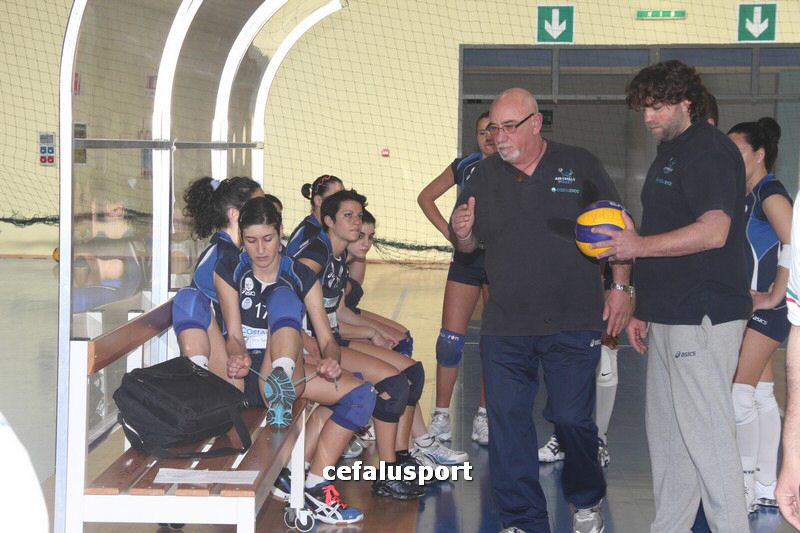 120401 cutro 052_tn.jpg